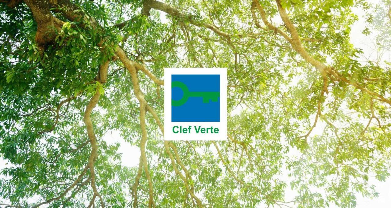 Auberge De Jeunesse Hi Genets Genêts Exterior foto