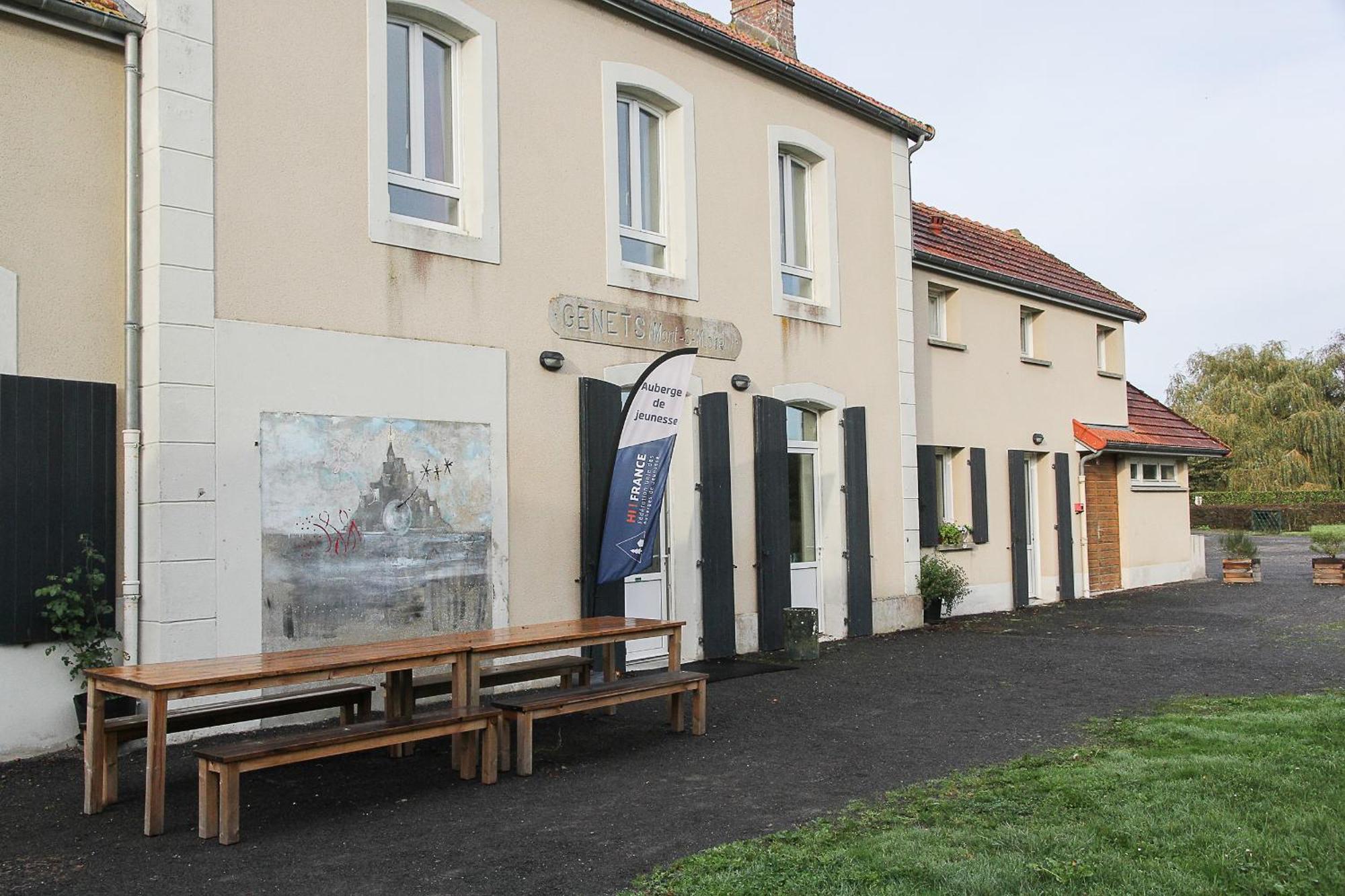 Auberge De Jeunesse Hi Genets Genêts Exterior foto